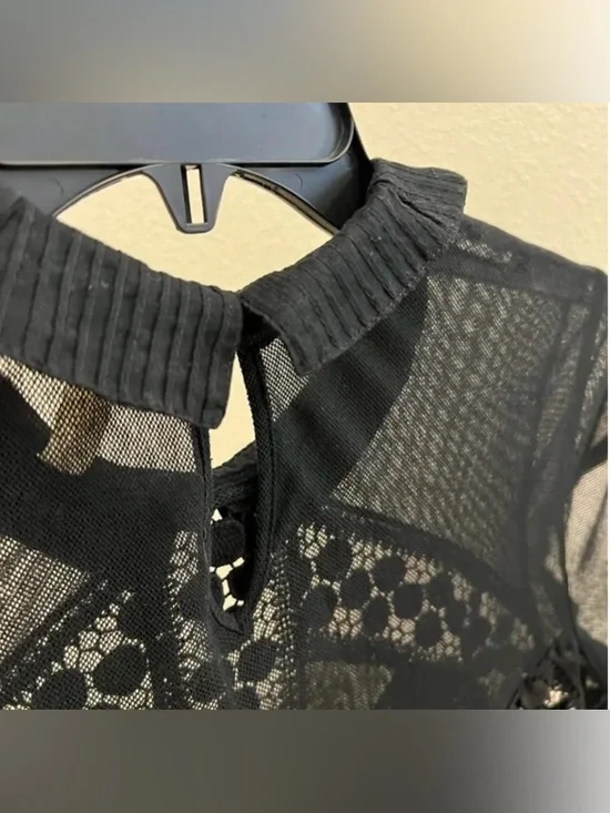 Free People "All That Talk" Mini Black Dress in size 4 EUC - Picture 12 of 17